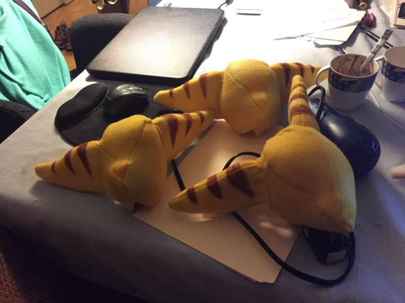 Illustration for article titled CospLAZY: Ratchet and Clank Plush Patterns- Body and Clothes!